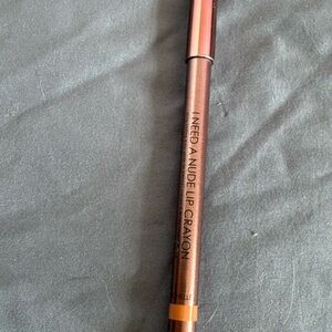 Natasha denona I need a nude lip crayon shade Michelle